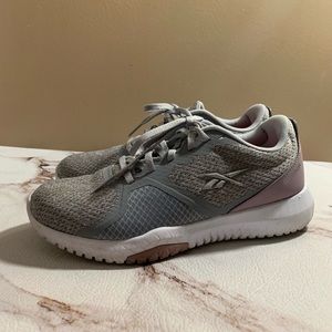 Reebok Flexagon Womens Training Shoes Memory Tech Size 7 Gray Lavender Shoes